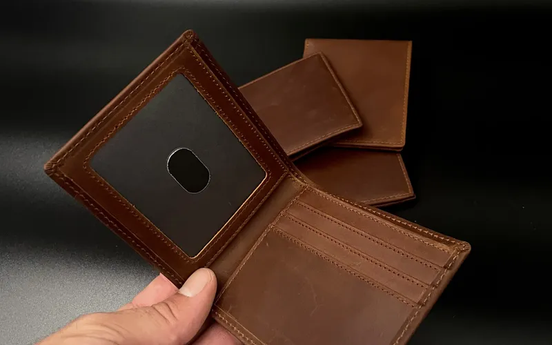 Men Leather Wallets